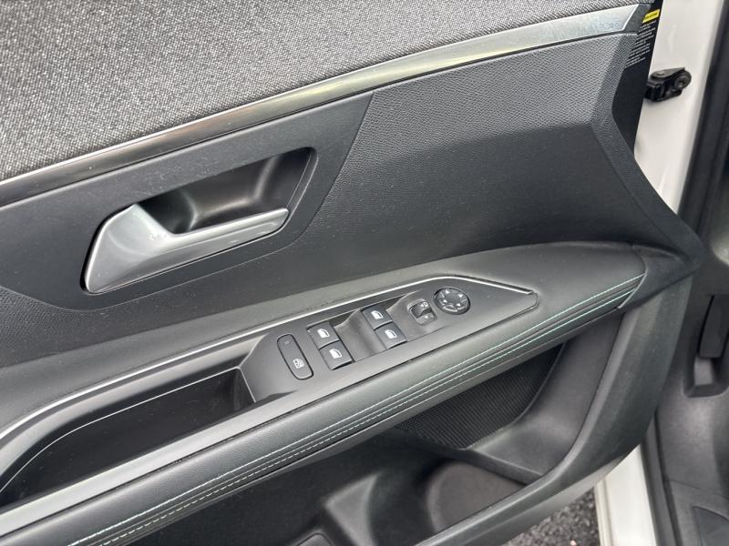 Image PEUGEOT 3008 1.5 BlueHDi 130ch S&S Allure EAT8