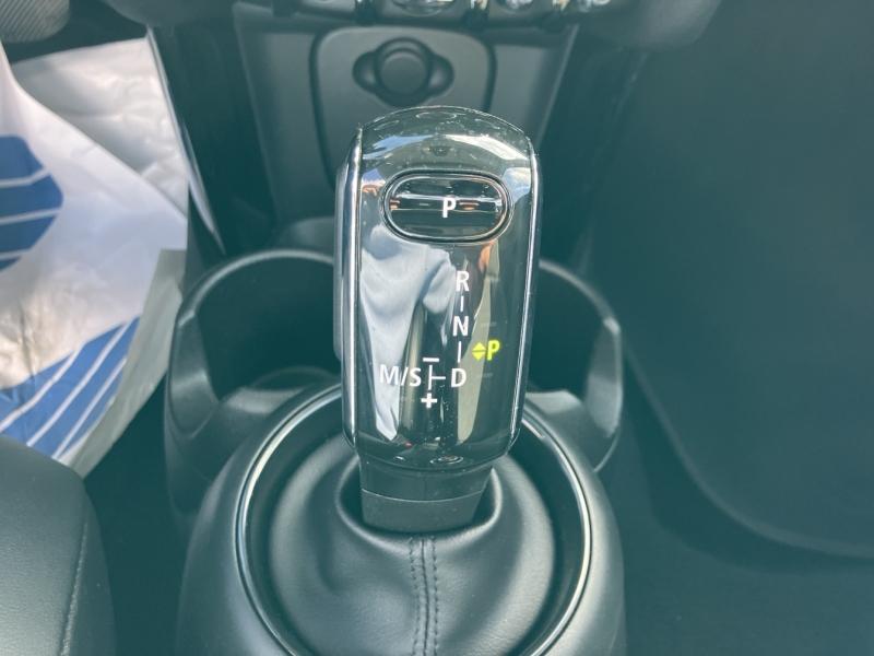 Image MINI Mini Cooper 136ch Edition Greenwich BVA7 109g