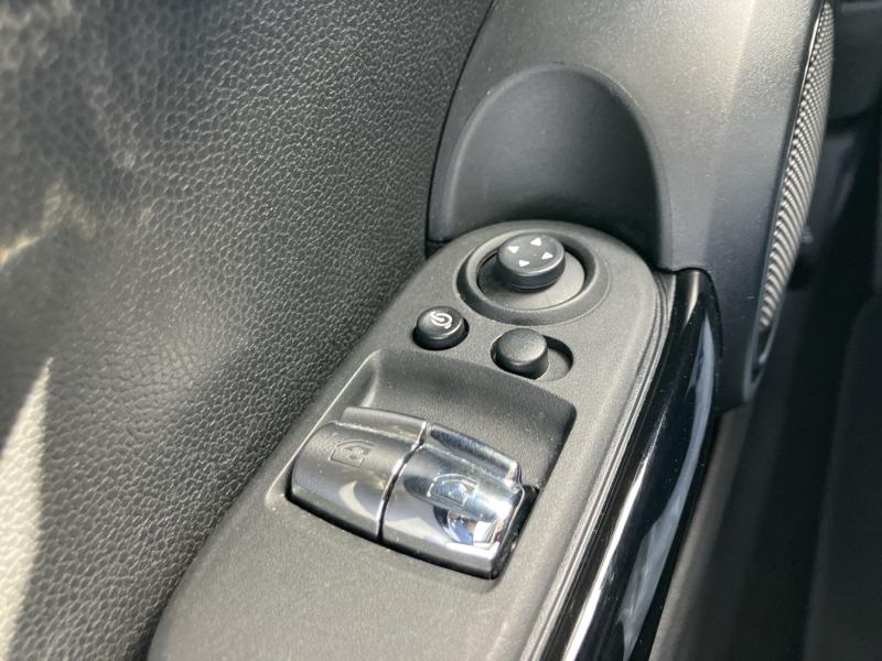 Image MINI Mini Cooper 136ch Edition Greenwich BVA7 109g