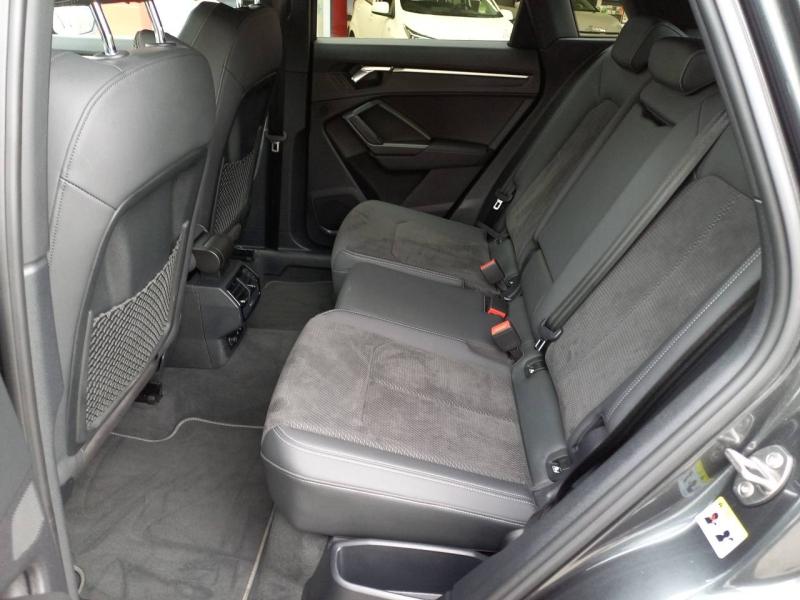 Image AUDI Q3 35 TFSI 150ch Mild Hybrid S line S tronic 7