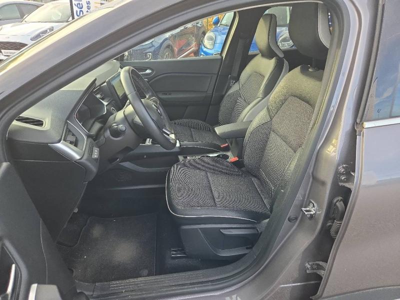 Image RENAULT Captur 1.6 E-Tech hybride 145ch Intens -21