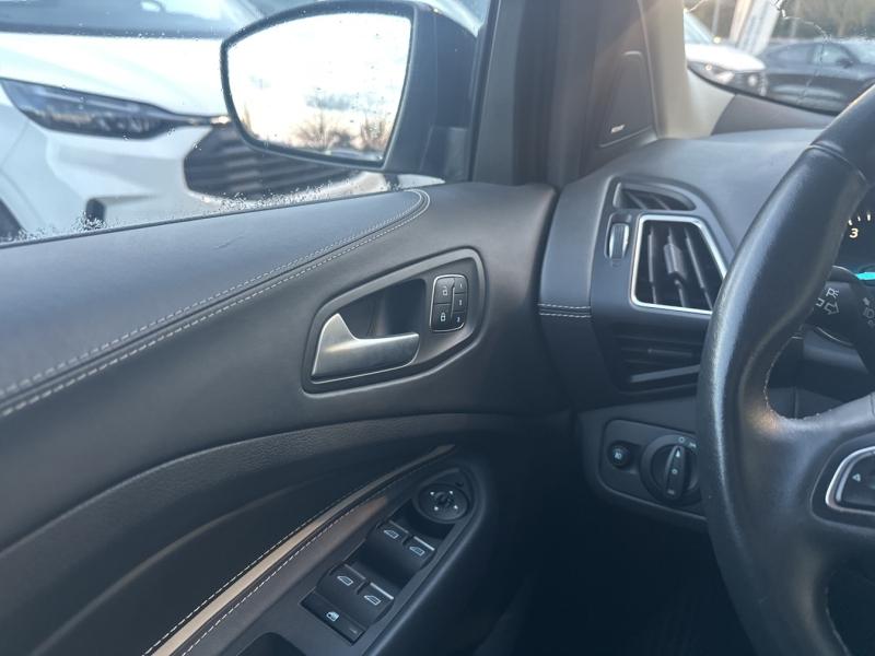 Image FORD Kuga 1.5 Flexifuel-E85 150ch Stop&Start Vignale 170g 4x2 Euro6.2