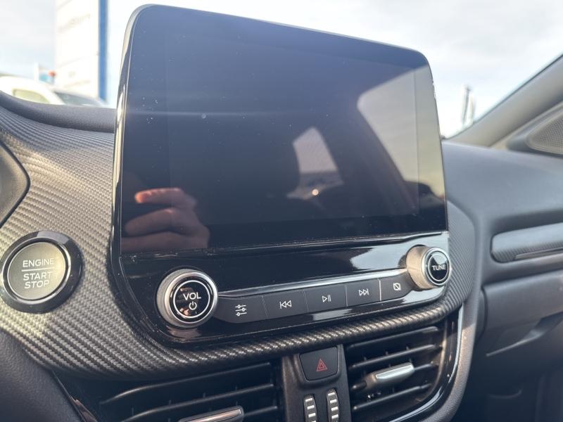 Image FORD Puma 1.0 EcoBoost 125 ch S&S mHEV ST-Line X Vivid Ruby Edition Powershift