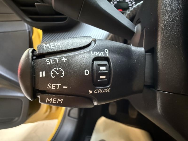 Image PEUGEOT 208 1.2 PureTech 75ch S&S Style