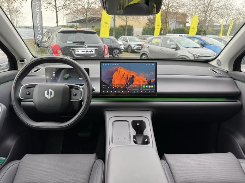 Image LEAPMOTOR C10 REEV 215ch 28,4 kWh Design MY25