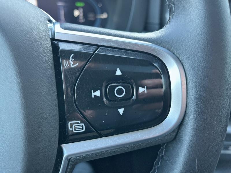 Image VOLVO XC60 T6 Hybride Rechargeable 253 + 145ch Ultra Style Dark Geartronic 8 AWD