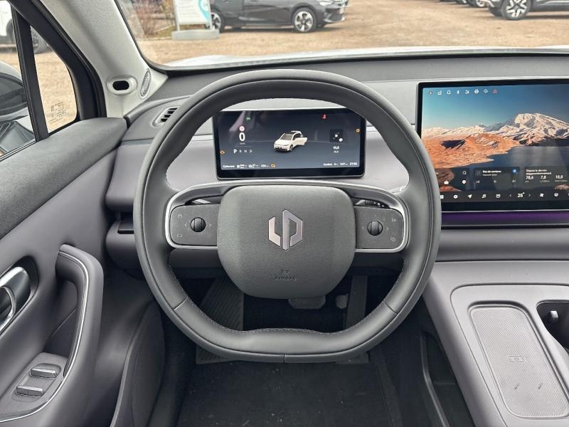 Image LEAPMOTOR C10 REEV 215ch 28,4 kWh Design MY25