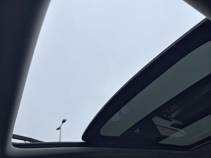 Image VOLVO V60 B4 197ch Ultra Style Dark DCT 7