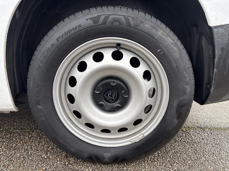 Image PEUGEOT Partner M 650kg BlueHDi 130ch S&S EAT8 Pack Premium Connect