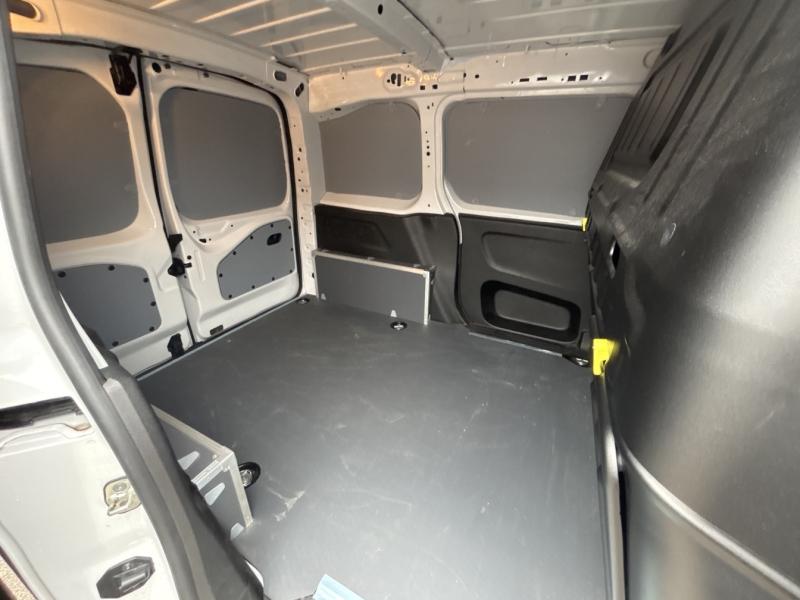 Image PEUGEOT Partner M 650kg BlueHDi 130ch S&S EAT8 Pack Premium Connect