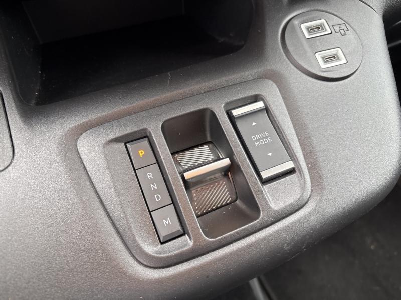 Image PEUGEOT Partner M 650kg BlueHDi 130ch S&S EAT8 Pack Premium Connect