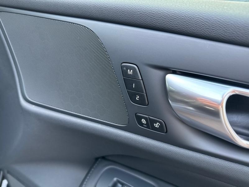 Image VOLVO V60 Cross Country B4 AWD 197ch Pro Geartronic 8