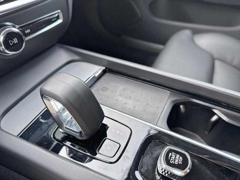 Image VOLVO V60 Cross Country B4 AWD 197ch Pro Geartronic 8