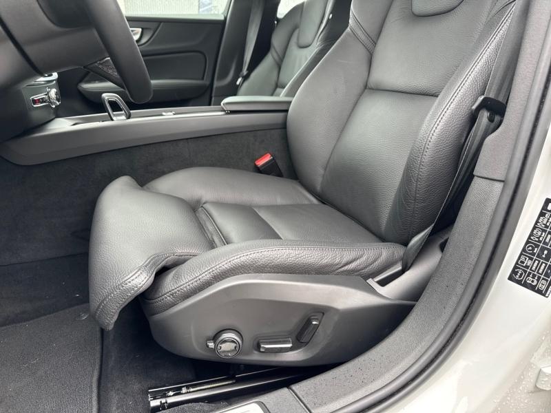 Image VOLVO V60 Cross Country B4 AWD 197ch Pro Geartronic 8