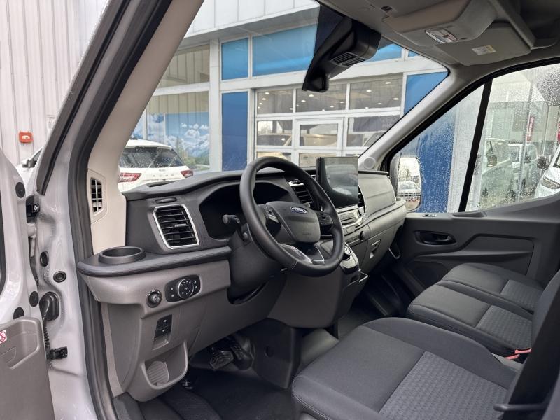 Image FORD 2.0 l EcoBlue 130ch BVA8 Euro 6  T 350 L2H2 diesel Limited