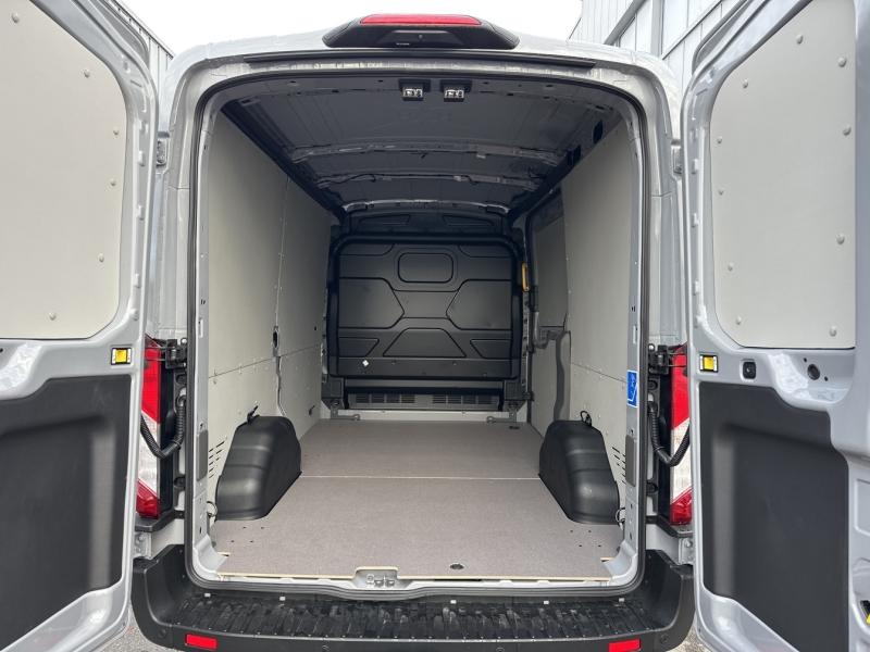 Image FORD 2.0 l EcoBlue 130ch BVA8 Euro 6  T 350 L2H2 diesel Limited