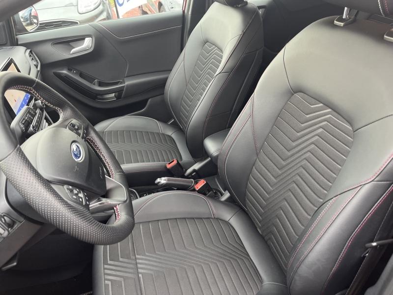 Image FORD Puma 1.0 EcoBoost 125ch S&S mHEV ST-Line X Vivid Ruby Edition Powershift