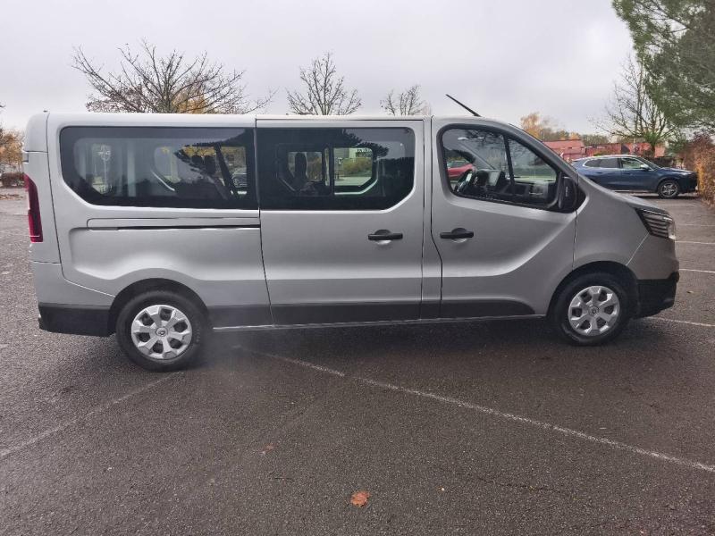 Image RENAULT Trafic Combi L2 2.0 Blue dCi 150ch S&S Zen 8 places