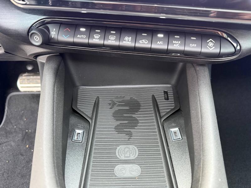 Image ALFA ROMEO Junior 1.2 Ibrida 145ch Premium e-DCT6 Q4