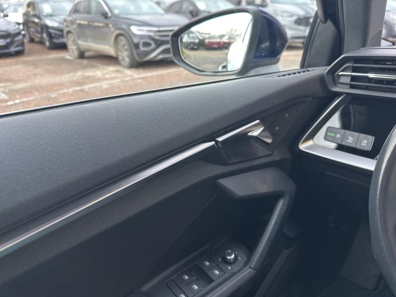 Image AUDI A3 Sportback 35 TFSI 150ch Mild Hybrid Design Luxe S tronic 7