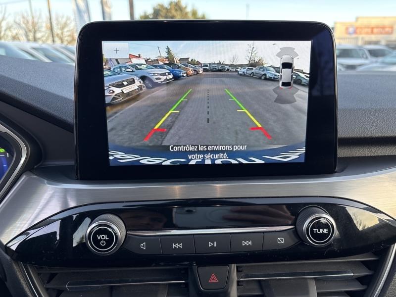 Image FORD Kuga 2.5 Duratec 190ch FHEV Titanium BVA i-AWD