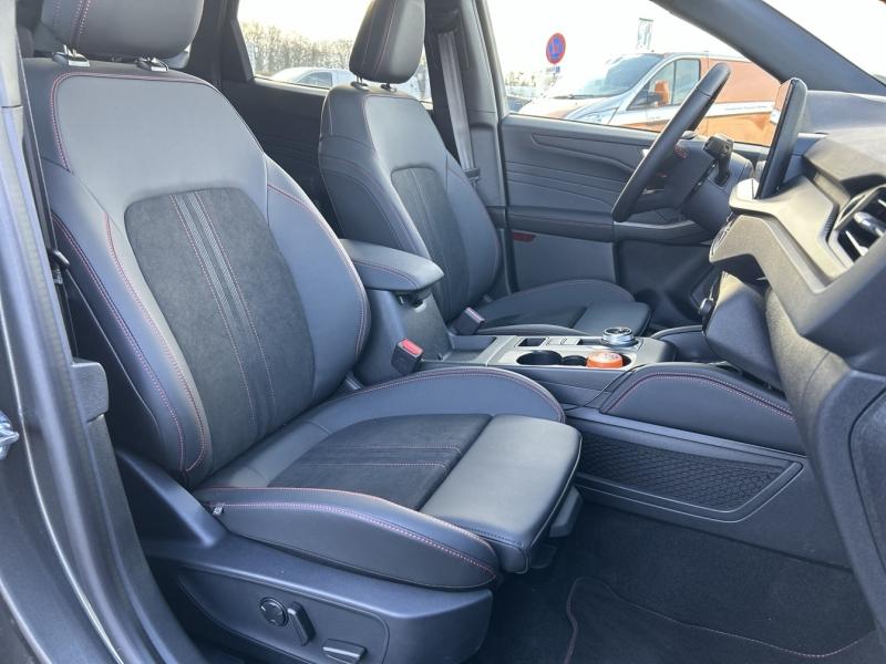 Image FORD Kuga 2.5 Duratec 180 ch Hybrid FlexiFuel (FHEV E85) Powershift 5p ST LINE X