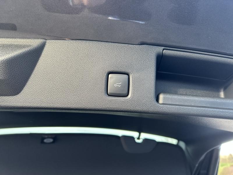 Image FORD Kuga 2.5 Duratec 180 ch Hybrid FlexiFuel (FHEV E85) Powershift 5p ST LINE X