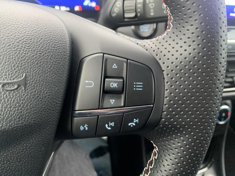 Image FORD Puma 1.0 Flexifuel 125ch S&S mHEV ST-Line X Vivid Ruby Edition