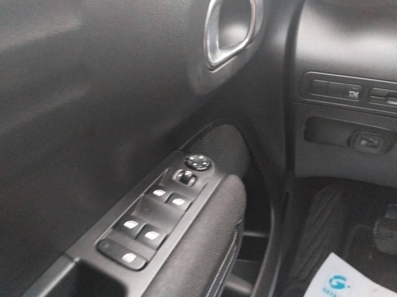 Image CITROEN C3 Aircross BlueHDi 110ch S&S Shine