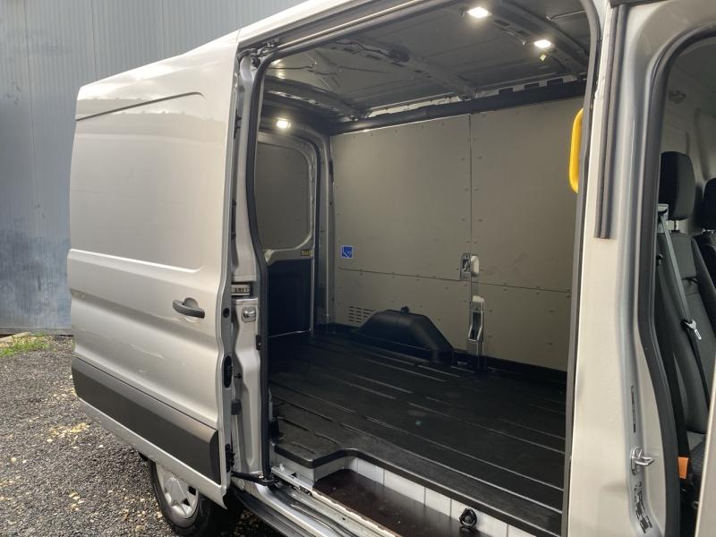 Image FORD Transit 2T Fg PE 390 L2H2 198 kW Batterie 75/68 kWh Trend Business