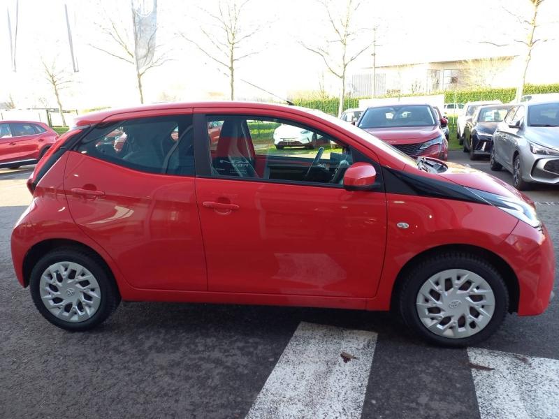 Image TOYOTA Aygo 1.0 VVT-i 72ch x-play x-app 5p MC18