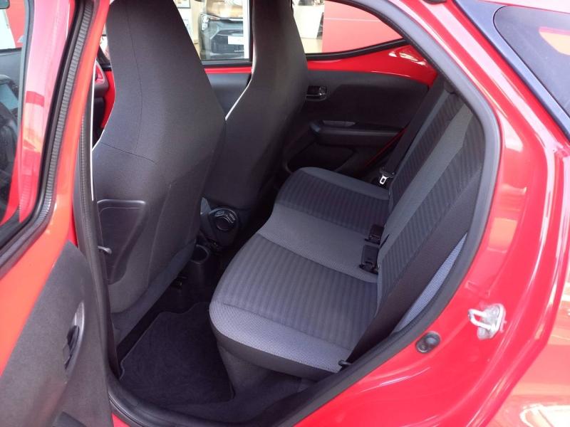 Image TOYOTA Aygo 1.0 VVT-i 72ch x-play x-app 5p MC18