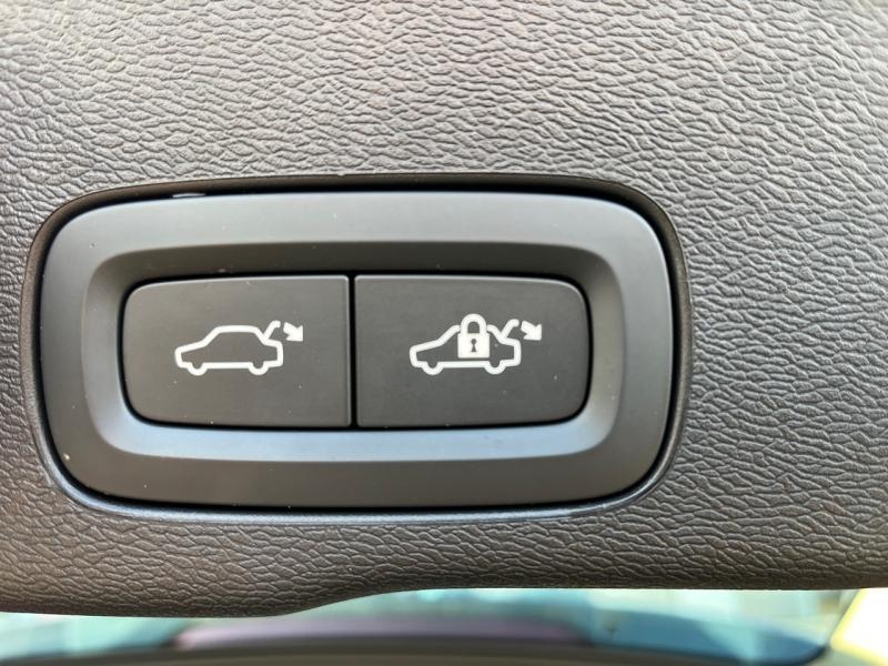 Image VOLVO XC60 T6 AWD 253 + 145ch Utimate Style Chrome Geartronic