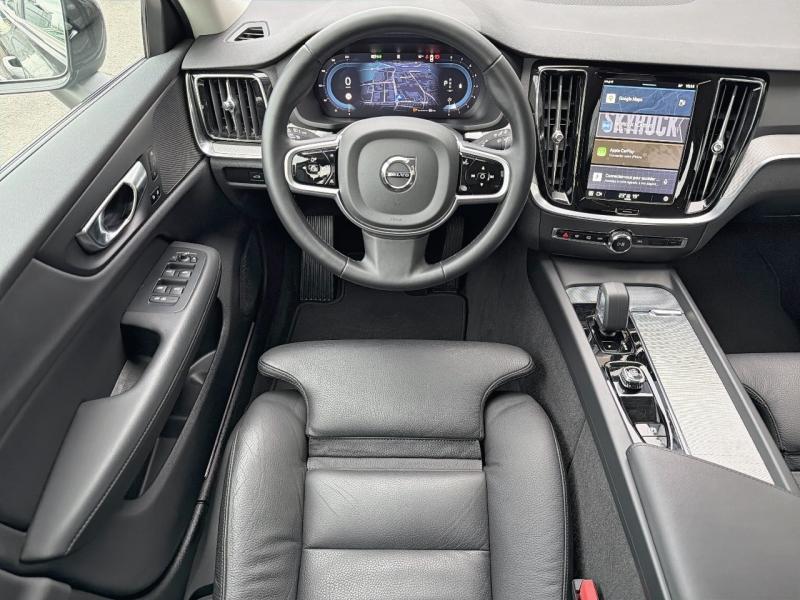 Image VOLVO V60 B4 197ch Plus Style Dark DCT 7