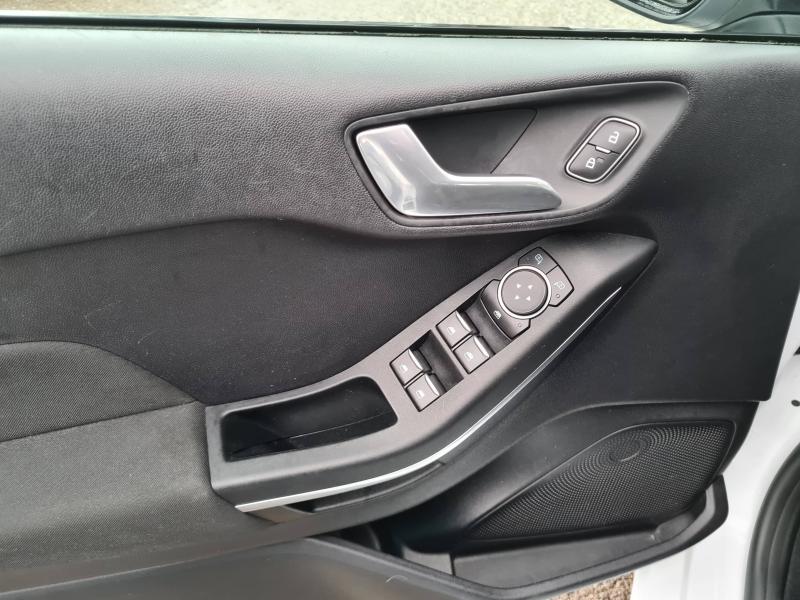 Image FORD Fiesta 1.0 EcoBoost 95ch Titanium 5p