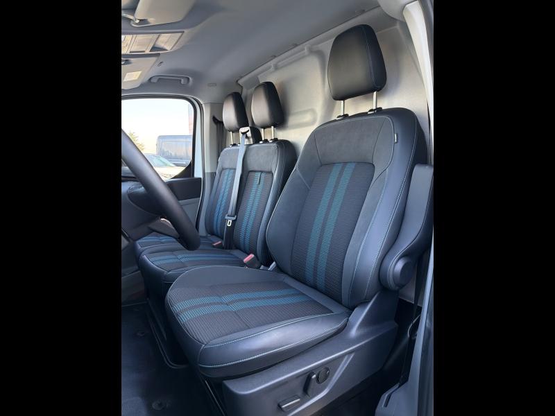 Image FORD Fourgon 320 L1H1 Electrique 160 kW (218 ch) - 64 kWh SPORT