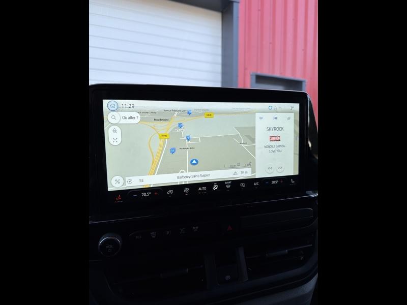 Image FORD Fourgon 320 L1H1 Electrique 160 kW (218 ch) - 64 kWh SPORT