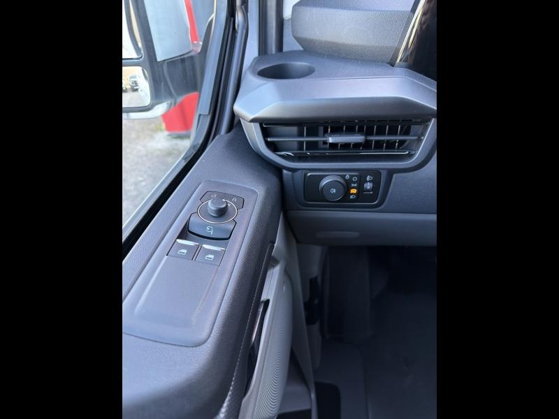 Image FORD Fourgon 320 L1H1 Electrique 160 kW (218 ch) - 64 kWh SPORT