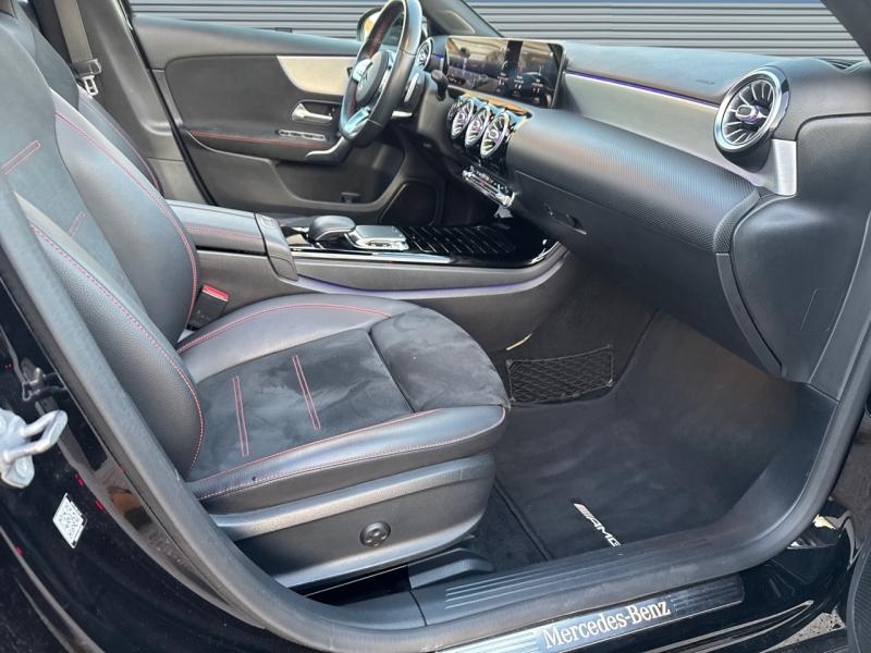 Image MERCEDES-BENZ Classe A 180 d 116ch AMG Line 7G-DCT