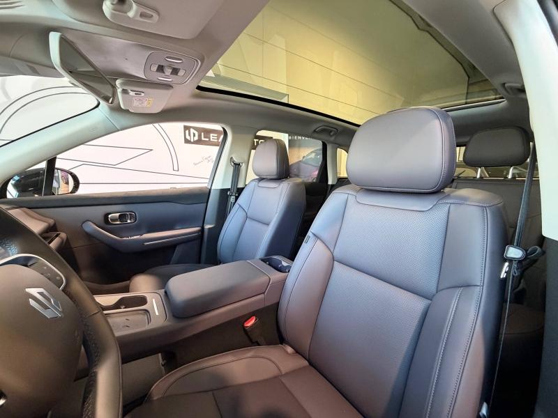 Image LEAPMOTOR C10 REEV 215ch 28,4 kWh Design MY25