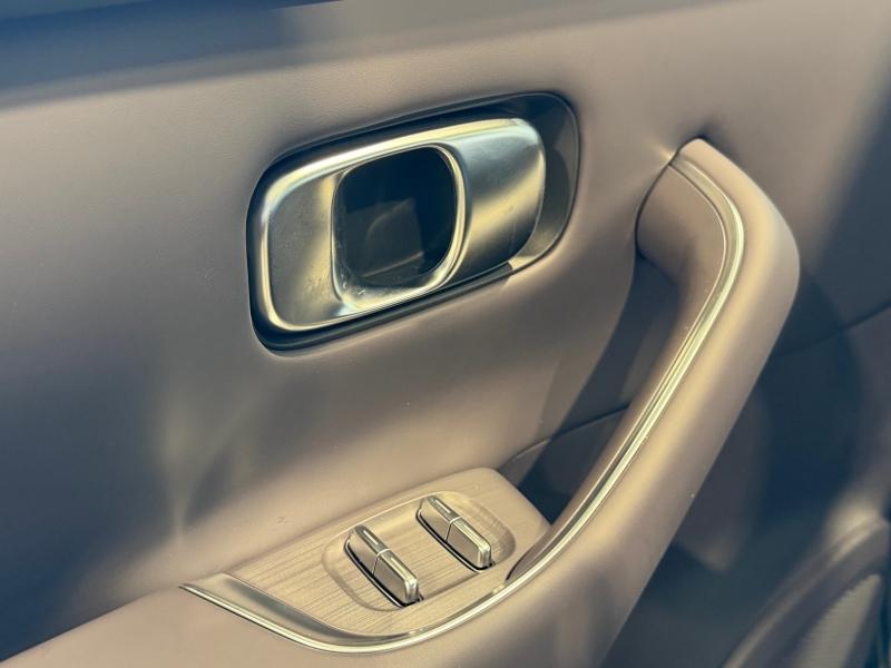 Image LEAPMOTOR C10 REEV 215ch 28,4 kWh Design MY25