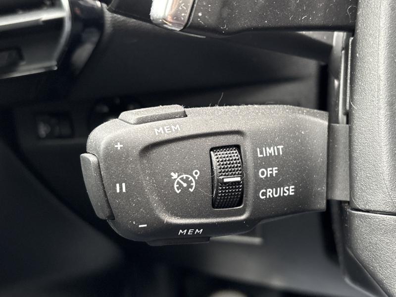 Image DS DS 7 BlueHDi 130ch Performance Line + Automatique