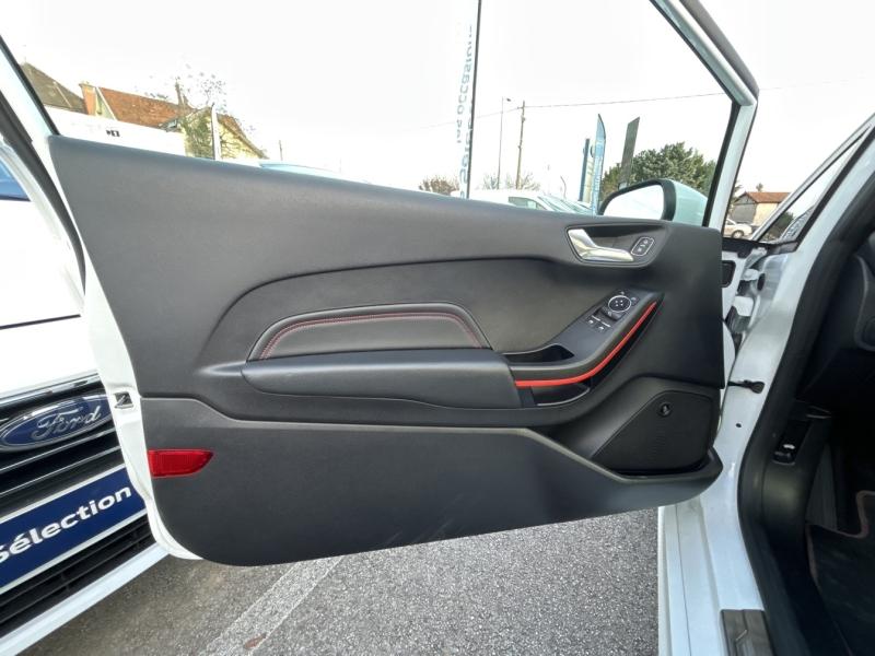 Image FORD Fiesta 1.0 EcoBoost 125ch Stop&Start ST-Line 3p Euro6.2