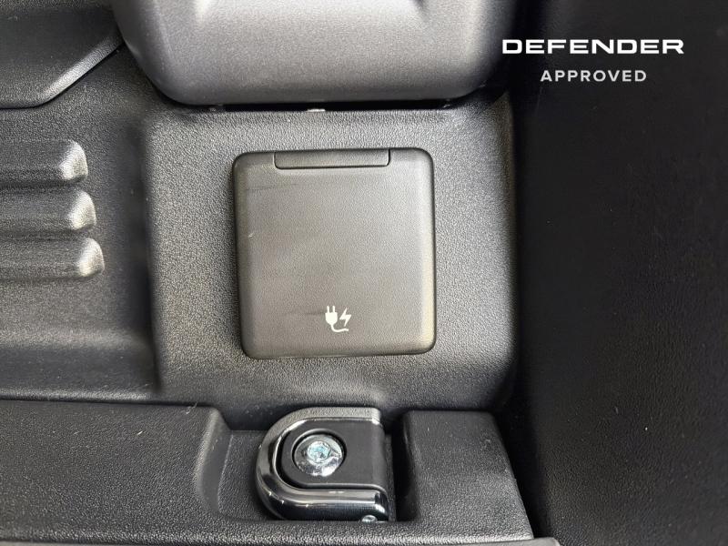 Image LAND-ROVER Defender 110 3.0 D250 Hard Top X-Dynamic SE