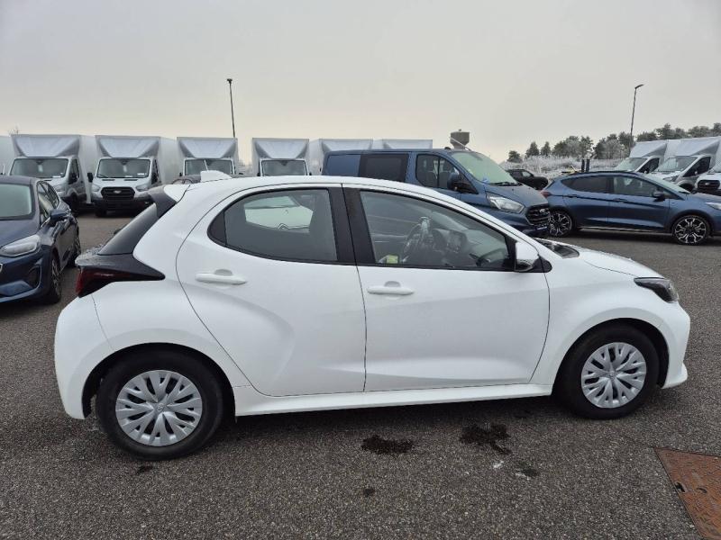 Image TOYOTA Yaris 116h France 5p